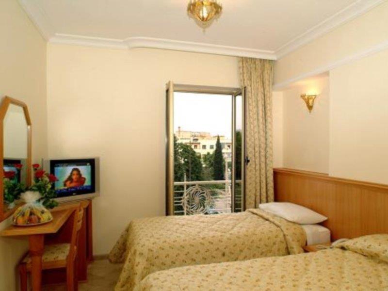 Hotel Zahrat Al Jabal 3*